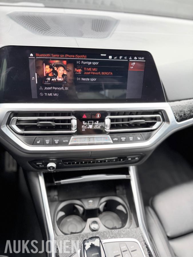 2019 BMW 3-serie, 330i, 76800km, Automat, S+V dekk