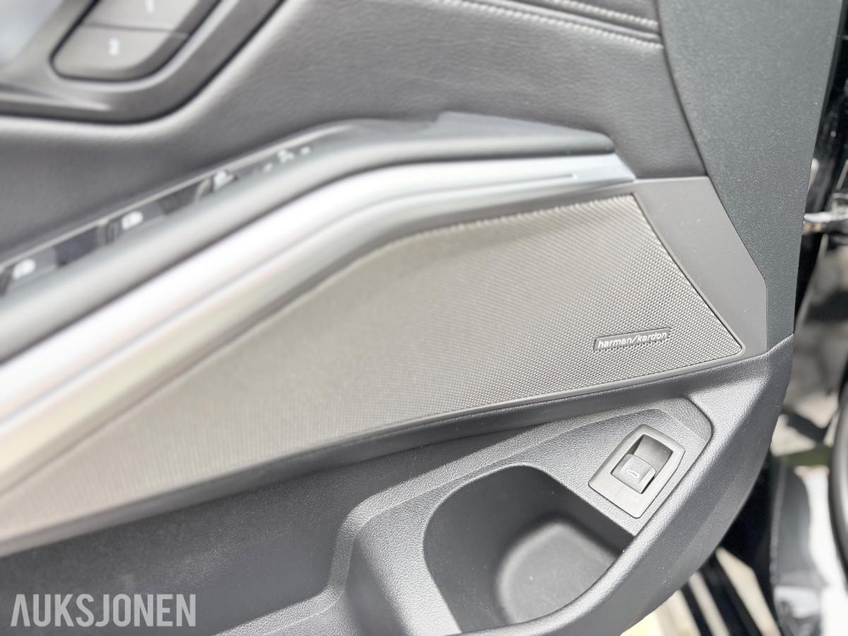 2019 BMW 3-serie, 330i, 76800km, Automat, S+V dekk