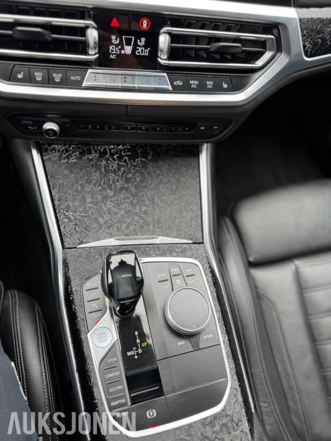 2019 BMW 3-serie, 330i, 76800km, Automat, S+V dekk