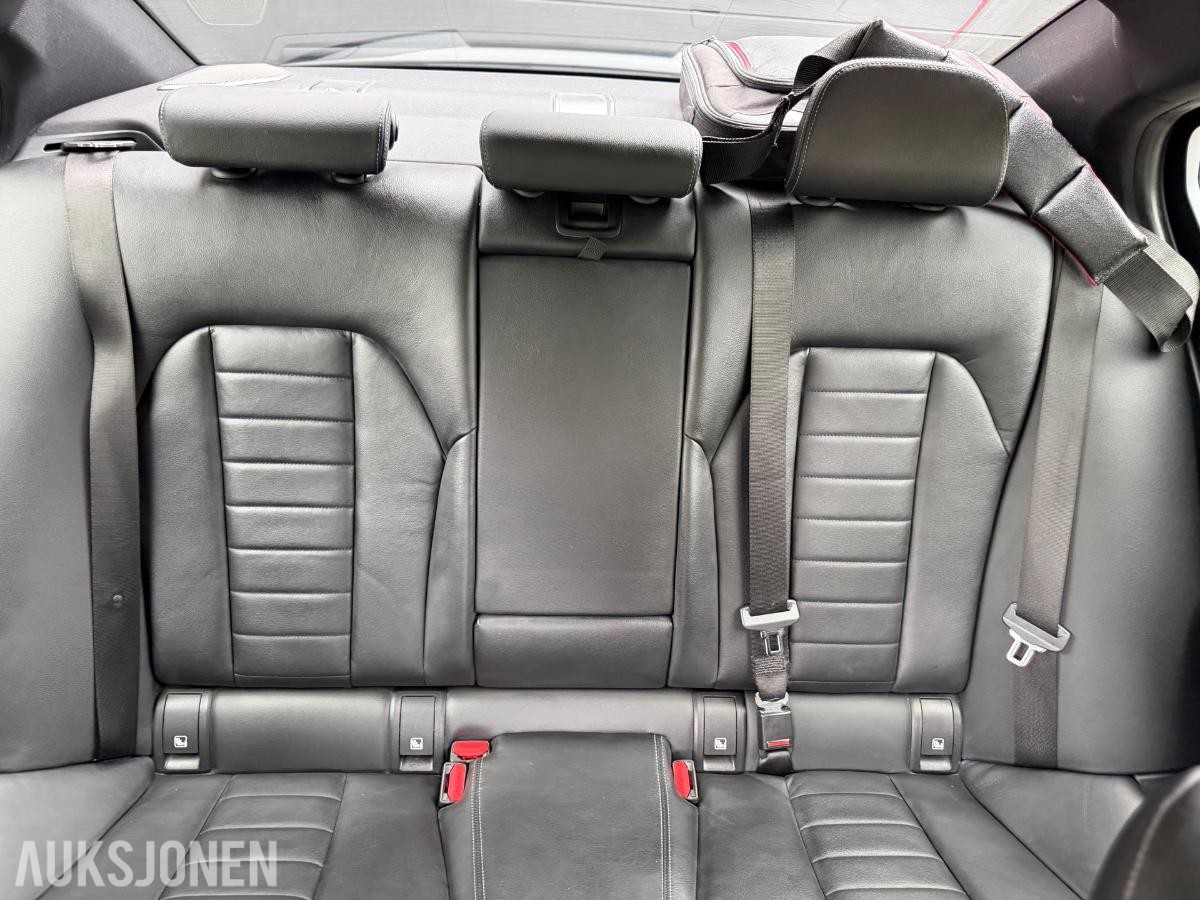 2019 BMW 3-serie, 330i, 76800km, Automat, S+V dekk