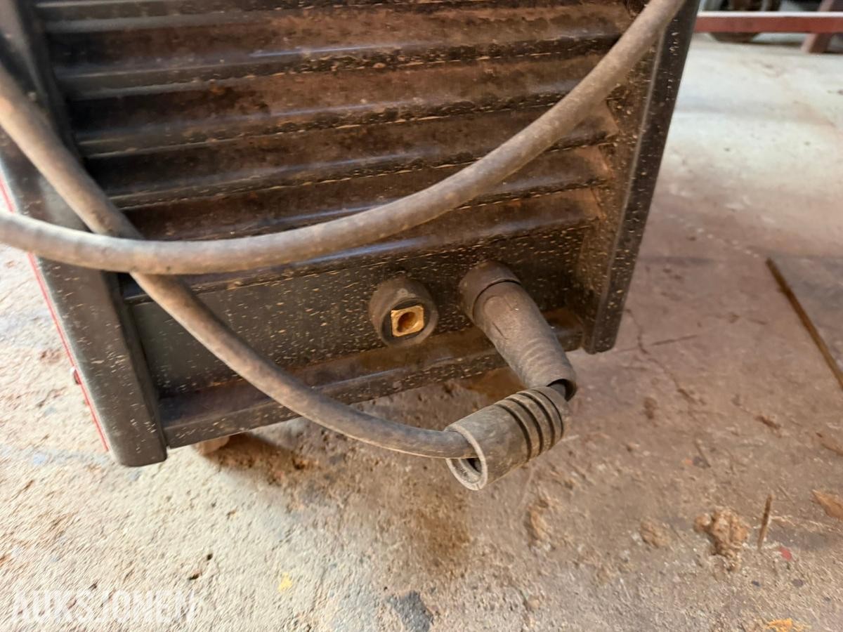 Lincoln Electric Powertec 305C 4x4 Sveiseapparat