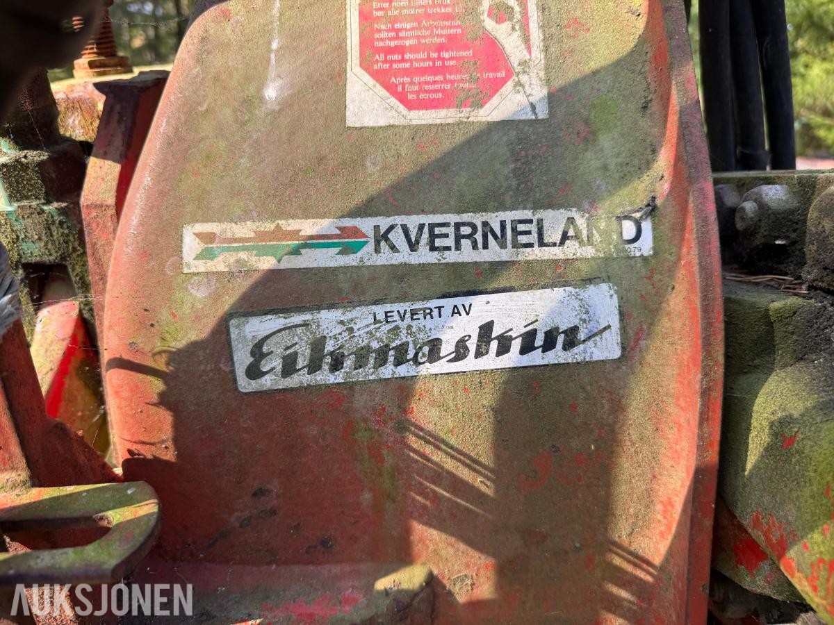 Kverneland 3 skjærs vendeplog.