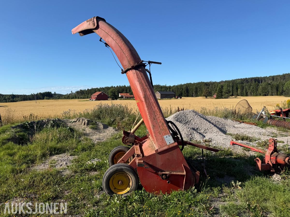 Taarup forhøster med utkastertut - rep.objekt.