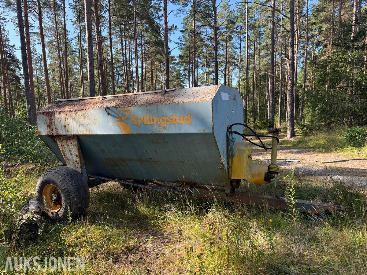 Kyllingstad møkkaspreder.