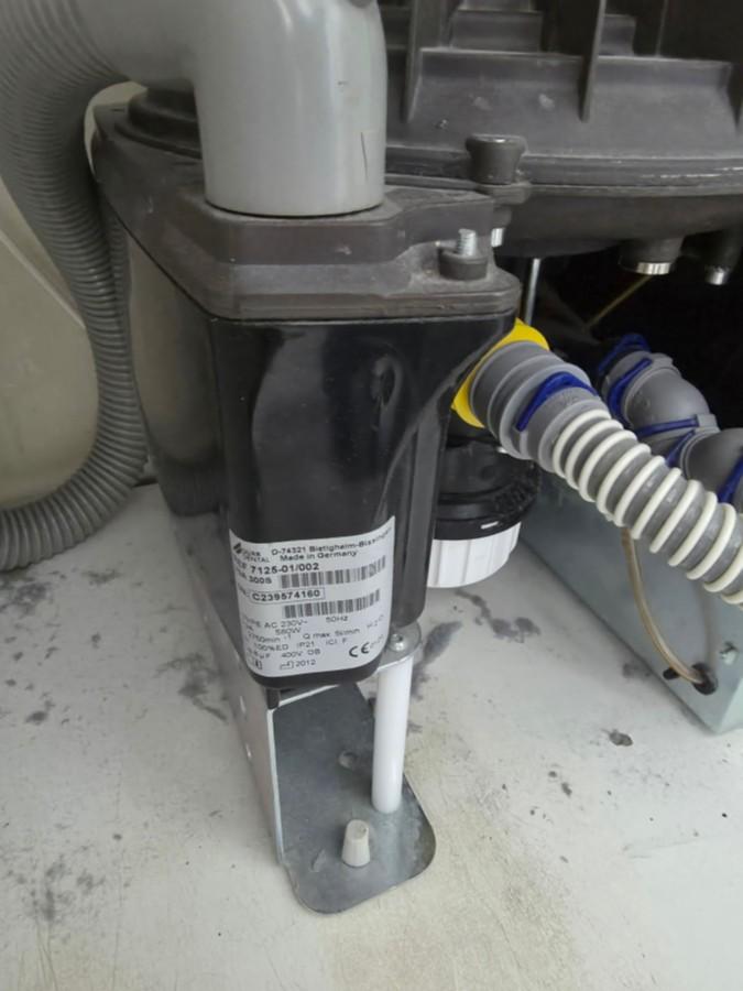 Dürr Dental VSA 300 S suge- og separasjonsenhet 230V – 2012