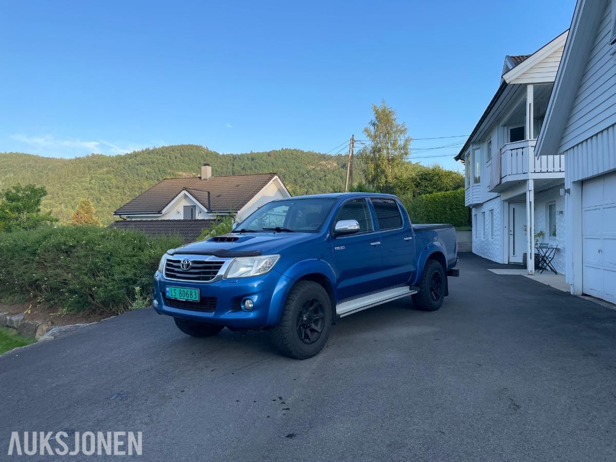 2013 Toyota HiLux 3.0 171hk 4WD hengerfeste eu ok 04.2027