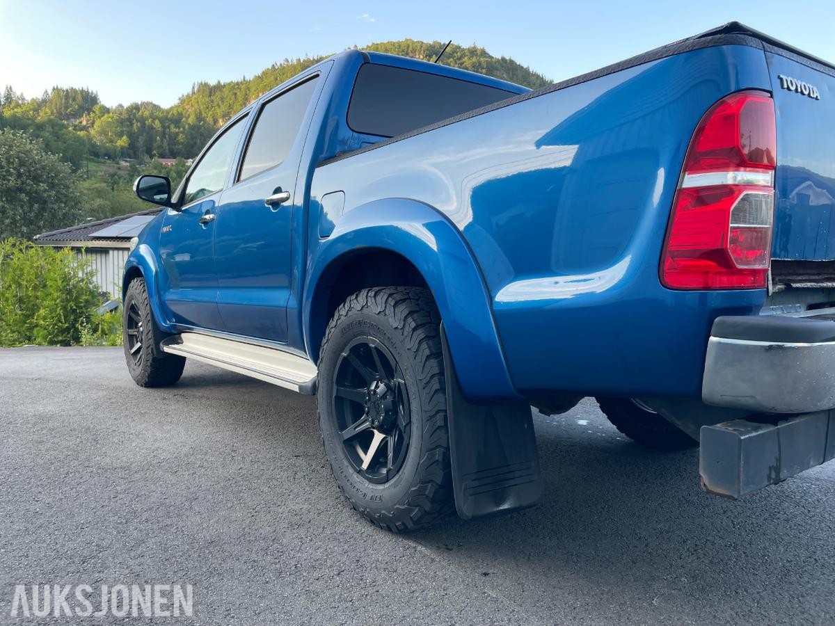 2013 Toyota HiLux 3.0 171hk 4WD hengerfeste eu ok 04.2027