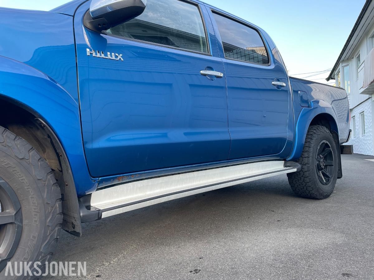 2013 Toyota HiLux 3.0 171hk 4WD hengerfeste eu ok 04.2027
