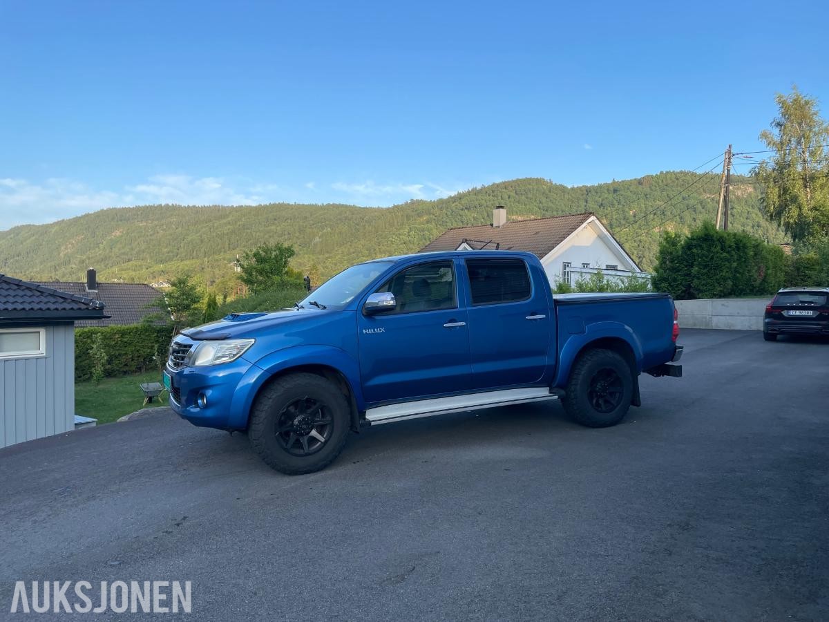 2013 Toyota HiLux 3.0 171hk 4WD hengerfeste eu ok 04.2027