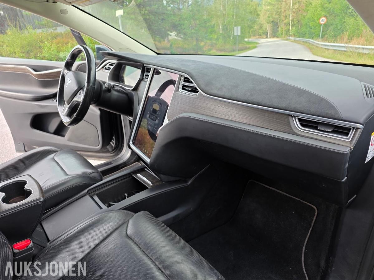 2016 Tesla Model X 90D 6-seter Panorama soltak, Hengerfeste, Ryggekamera