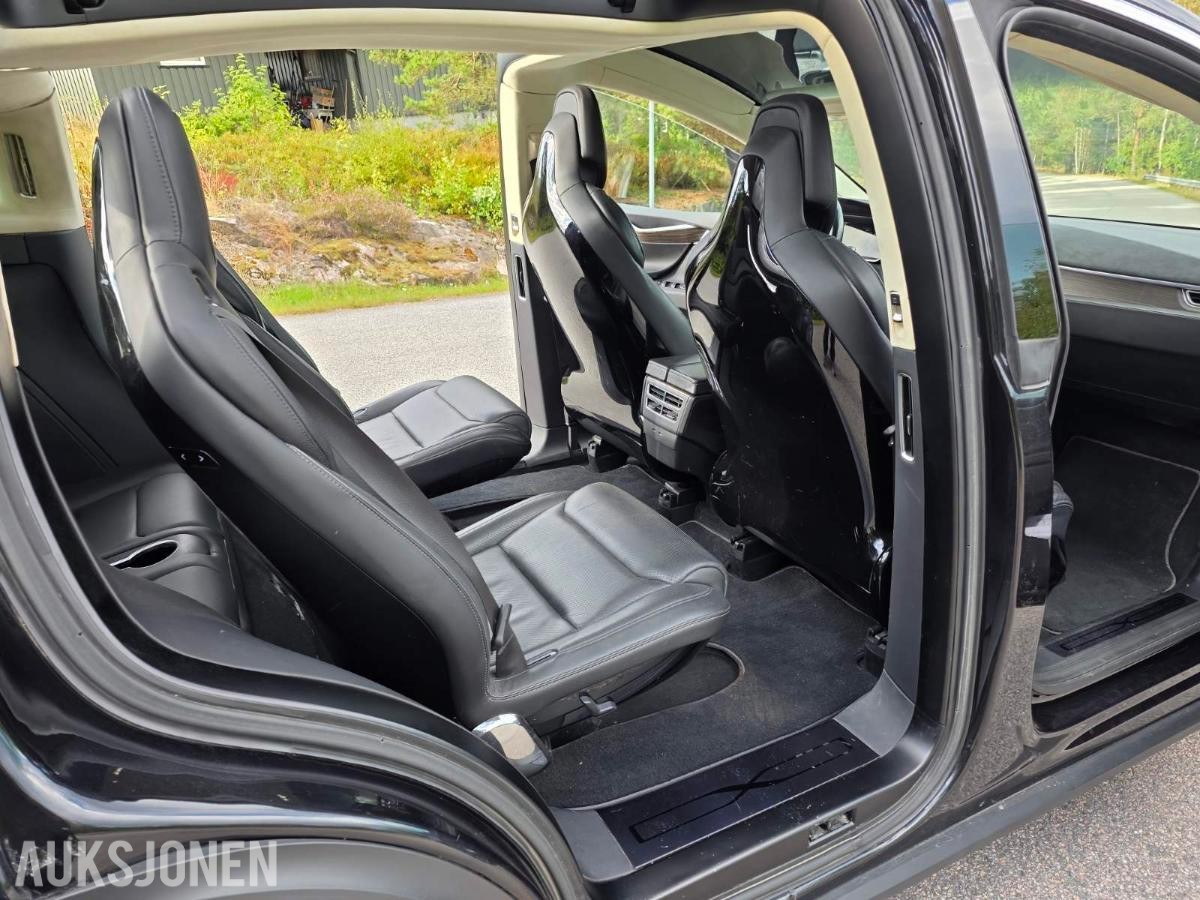 2016 Tesla Model X 90D 6-seter Panorama soltak, Hengerfeste, Ryggekamera