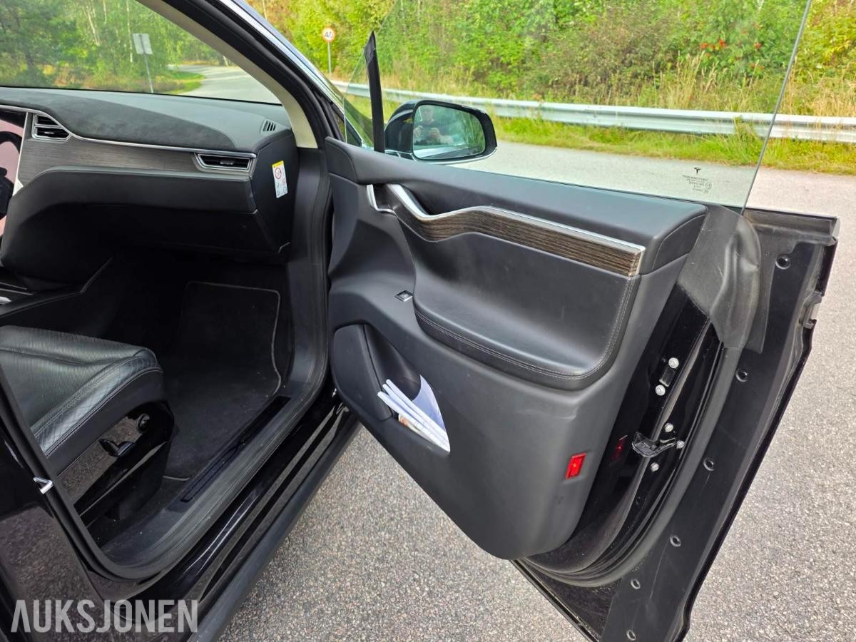 2016 Tesla Model X 90D 6-seter Panorama soltak, Hengerfeste, Ryggekamera
