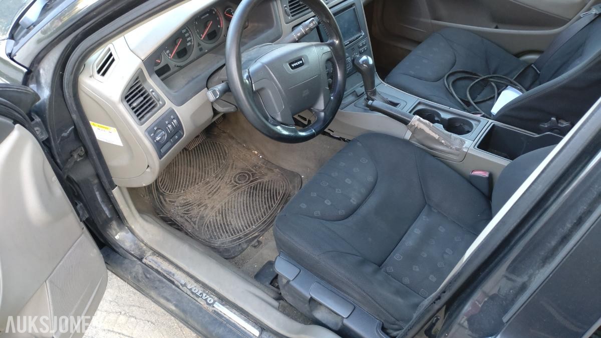 2001 Volvo V70 2.0, Automat, Hengerfeste, S+V dekk, Delebil