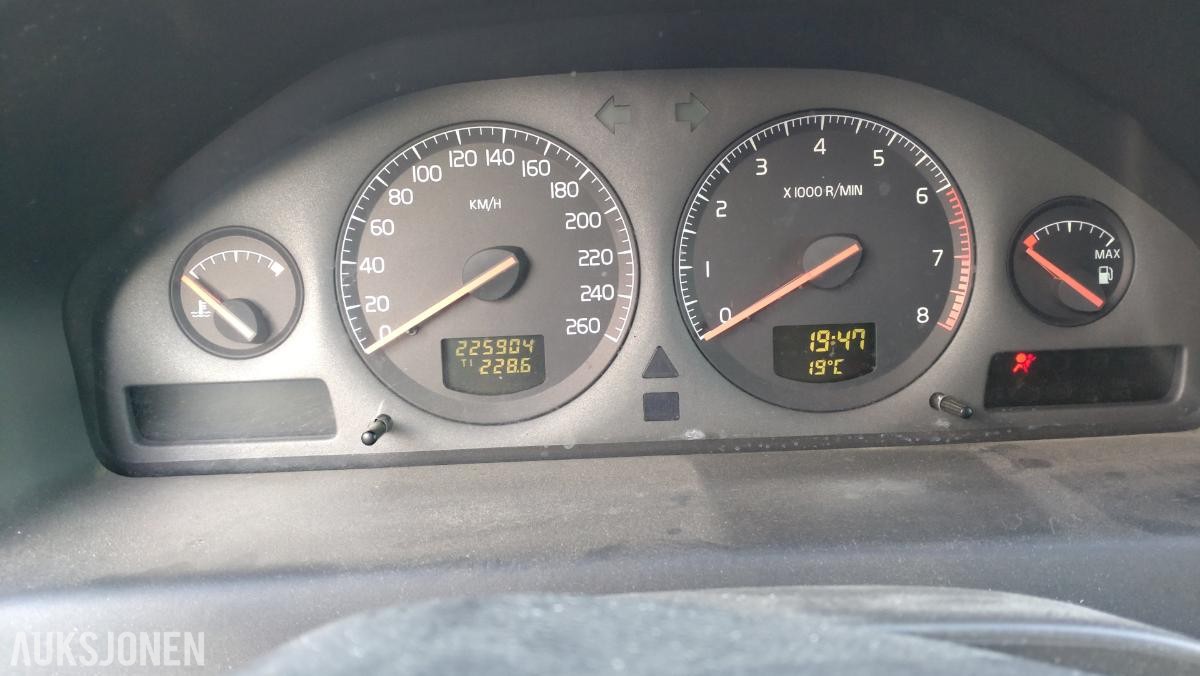 2001 Volvo V70 2.0, Automat, Hengerfeste, S+V dekk, Delebil