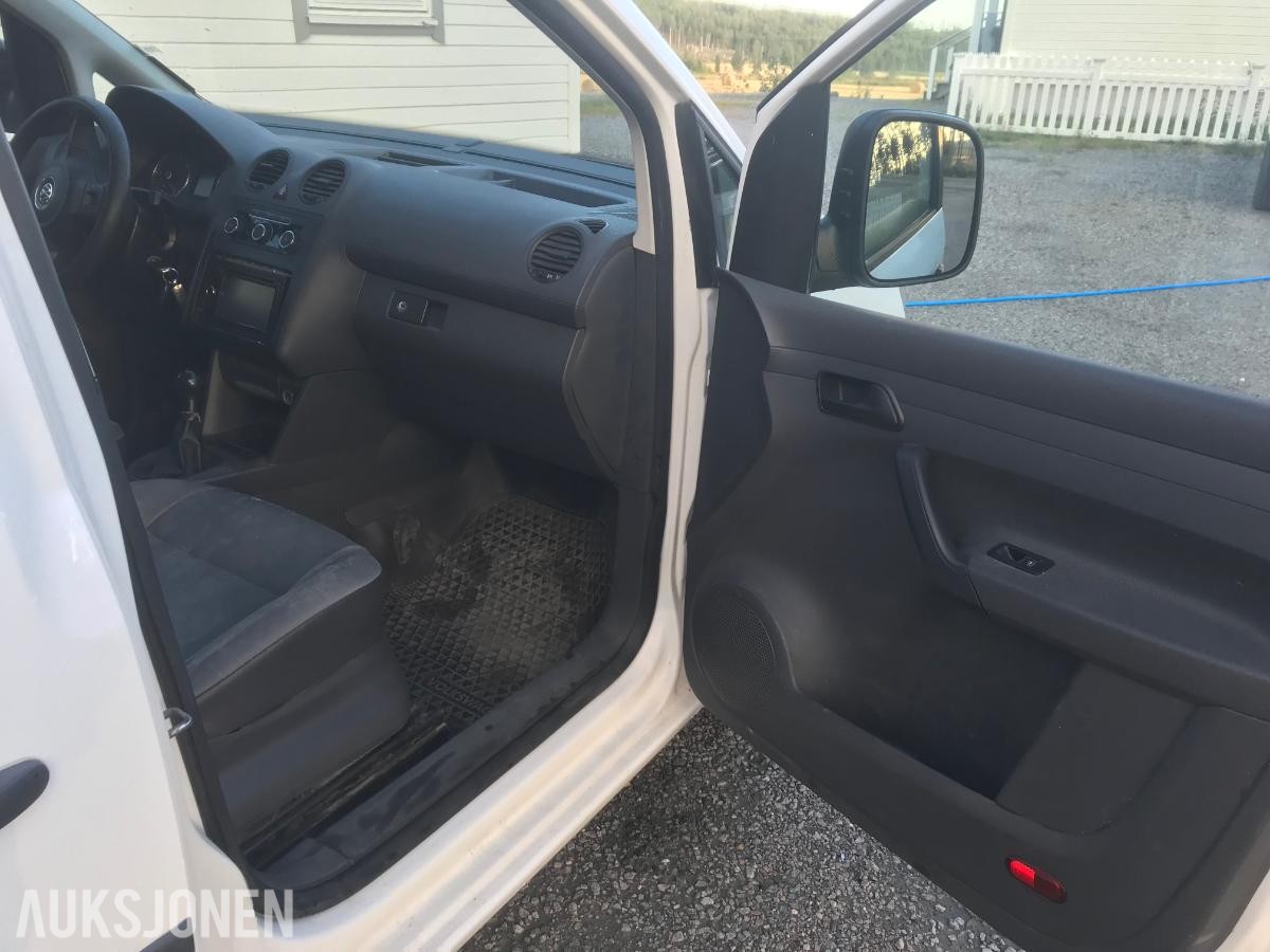2011 Volkswagen Caddy 1.6 Diesel 102hk Cruisekontroll, EU ok til 04.2027