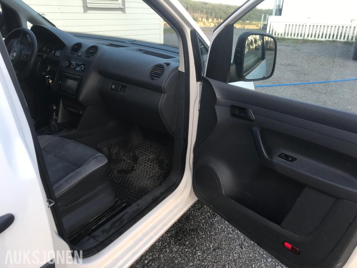 2011 Volkswagen Caddy 1.6 Diesel 102hk Cruisekontroll, EU ok til 04.2027