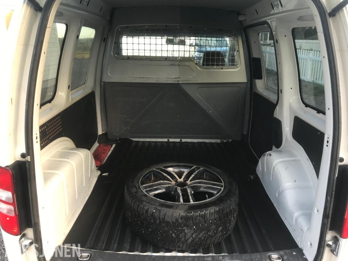 2011 Volkswagen Caddy 1.6 Diesel 102hk Cruisekontroll, EU ok til 04.2027