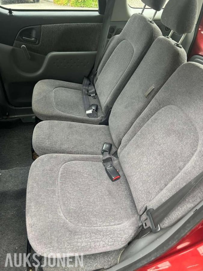 2001 Toyota Yaris Verso 1.3 86hk Automat Hengerfeste S+V dekk