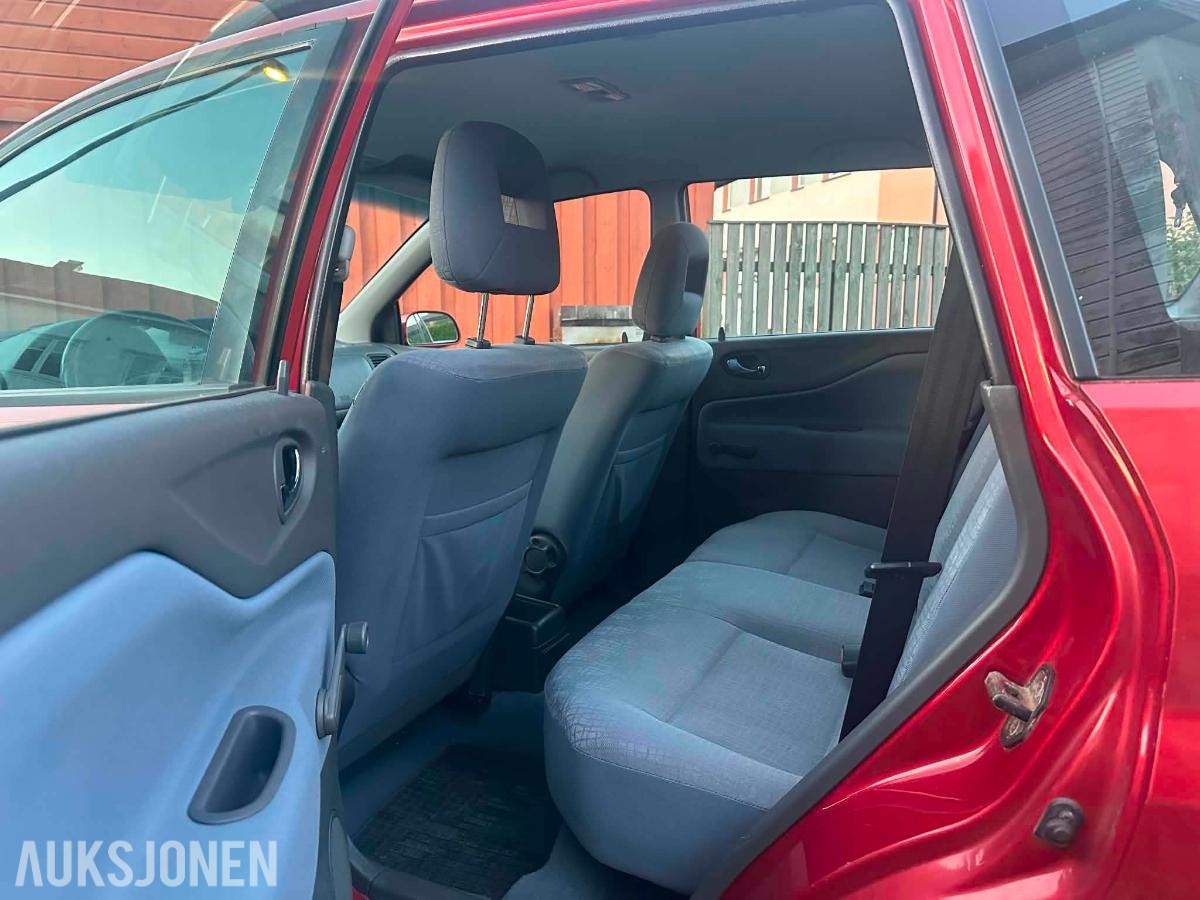 2002 Mitsubishi Space Star I 1.3 Bensin 82hk