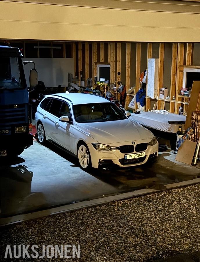 2015 BMW F31 320D FACELIFT XDRIVE 163HK M-SPORT, MANUELL, RYGGEKAMERA