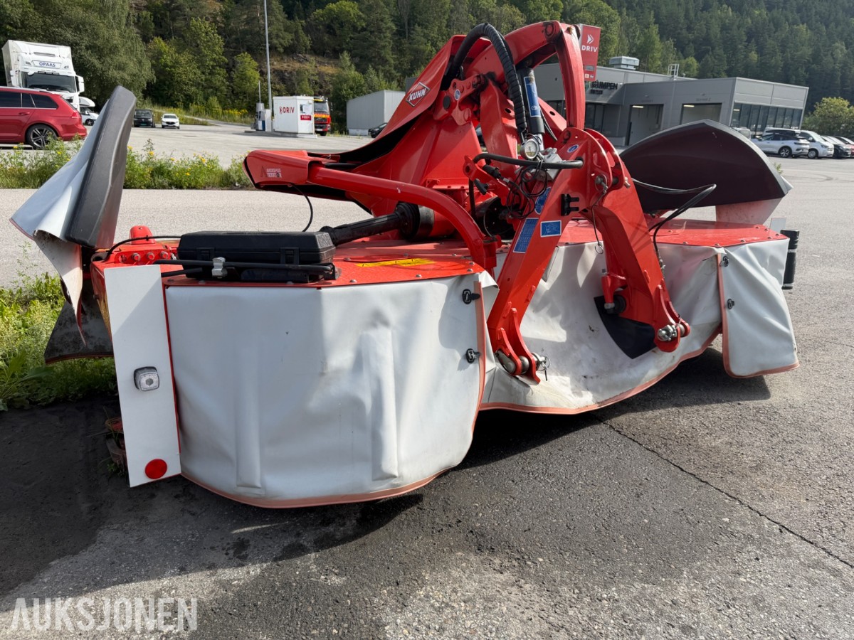 2022 Kuhn GMD 3525 F-FF Slåmaskin. Nye kniver 