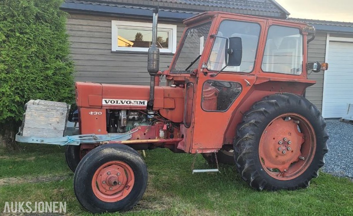 1975 Volvo BM T430 MVA FRI - traktor