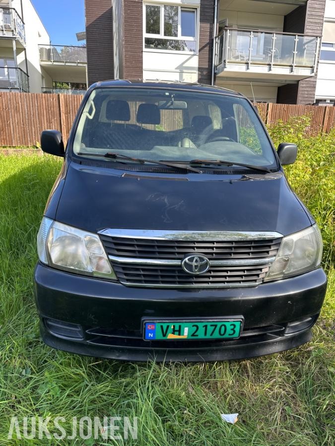2010 Toyota HiAce 2.5 Diesel 117hk 4WD s+v dekk