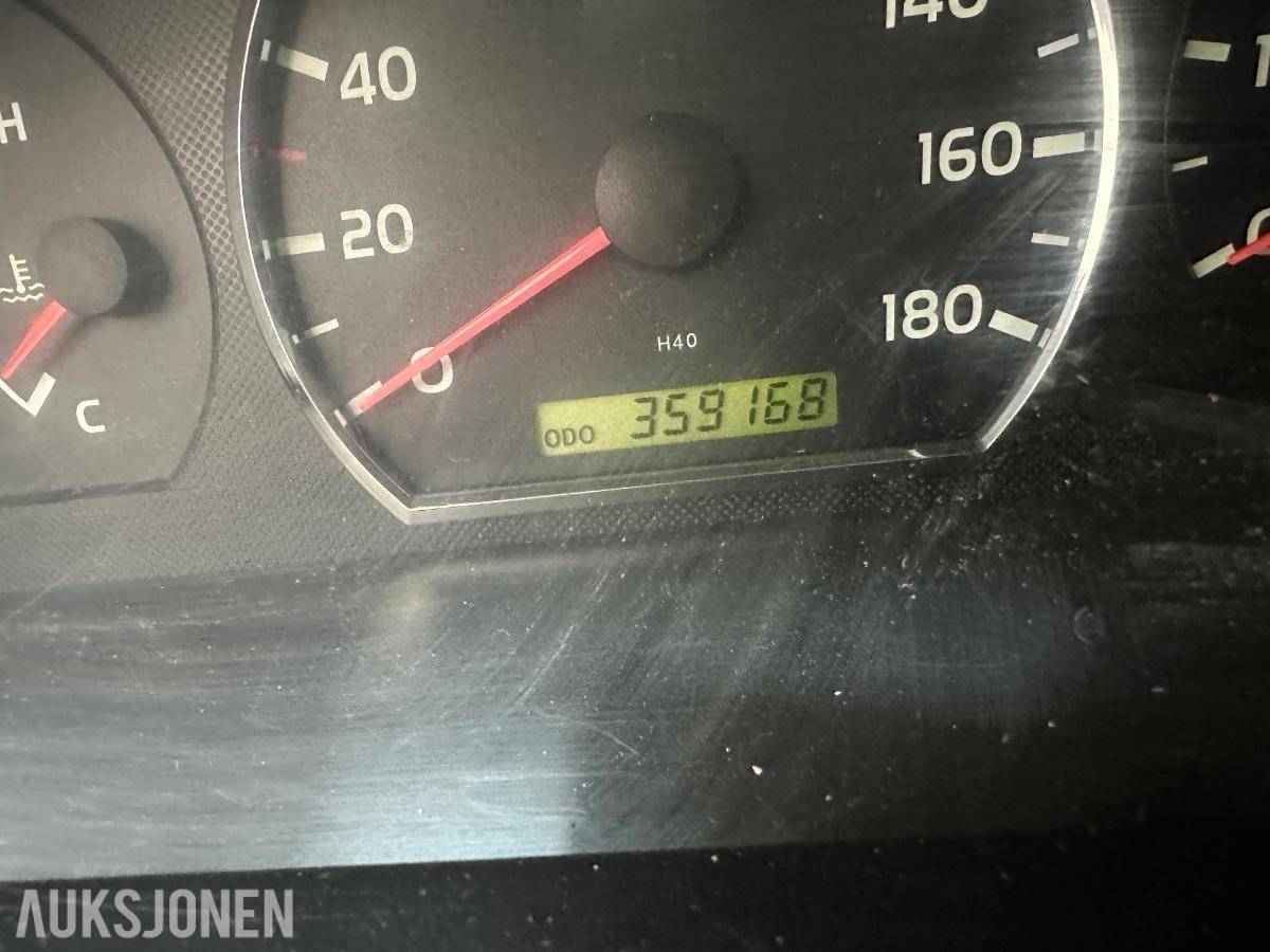 2010 Toyota HiAce 2.5 Diesel 117hk 4WD s+v dekk