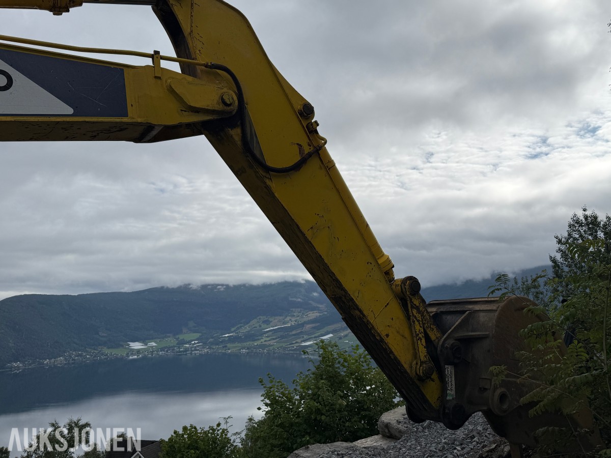 1995 Kobelco SK200 LC Mark III gravemaskin