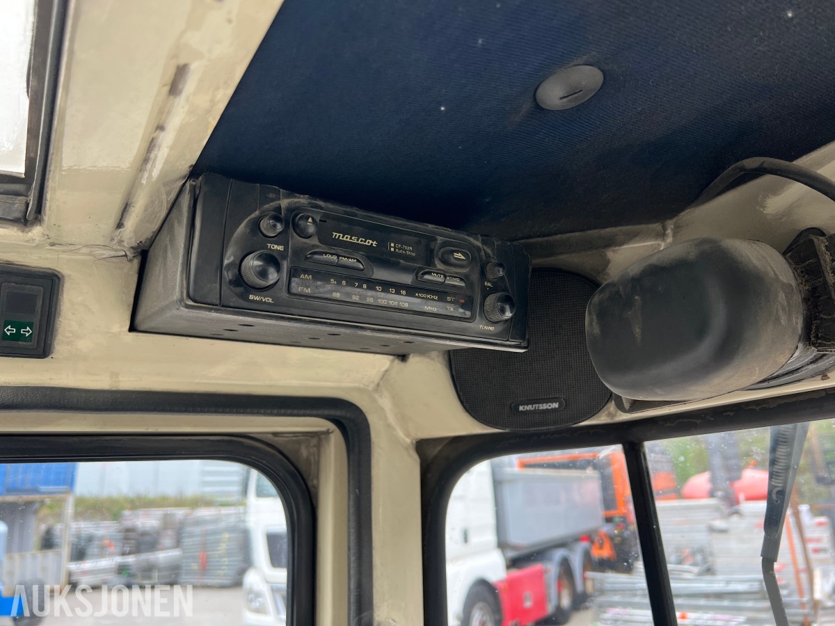 1994 Nissan FGU02A30U gaffeltruck - 3.000 kg - 3,7 m