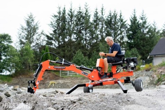 Dyrskun 2026 Minigraver Edderkopp 360