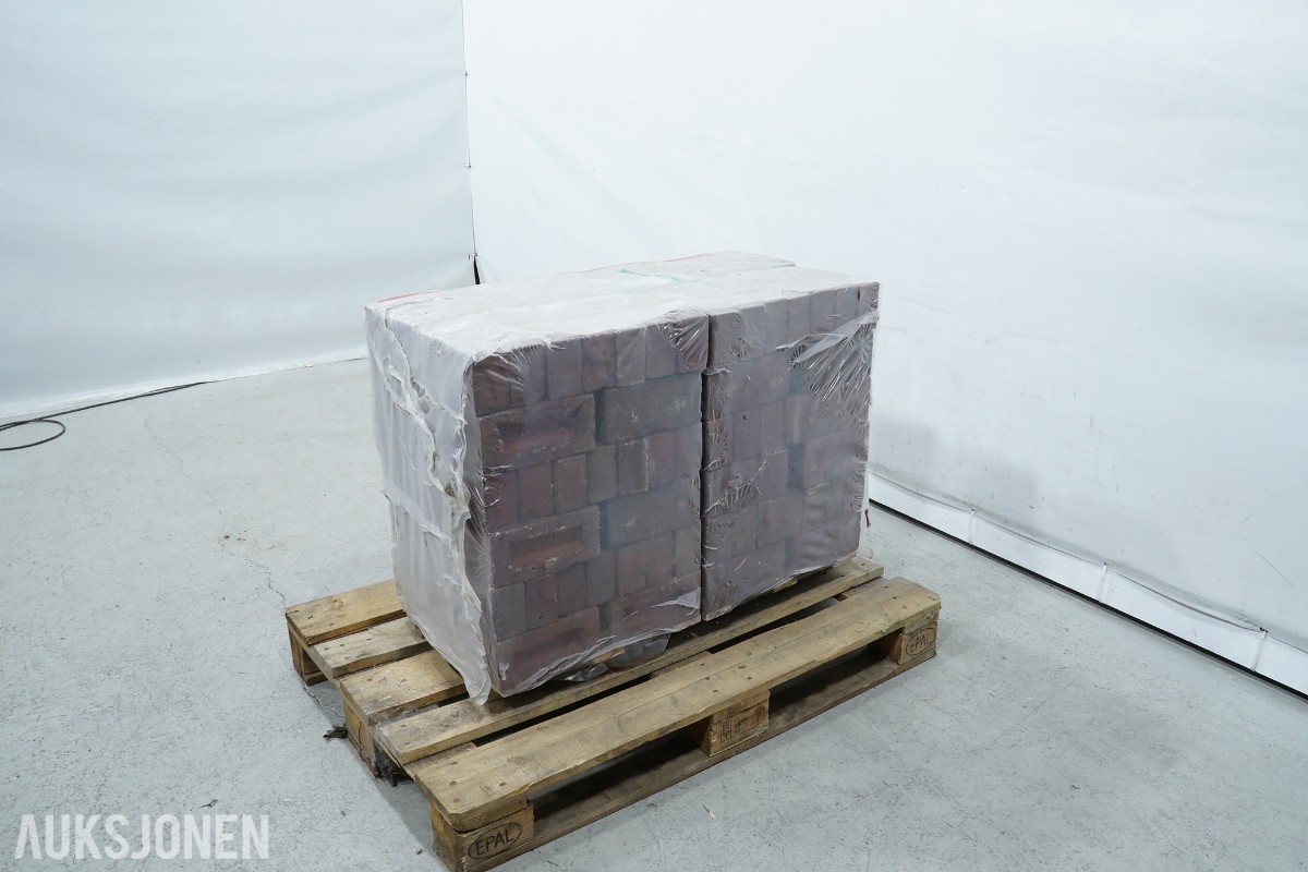 Større parti murstein/ fasadestein Wienerberger Terca Blauwrood Genuanceerd EF