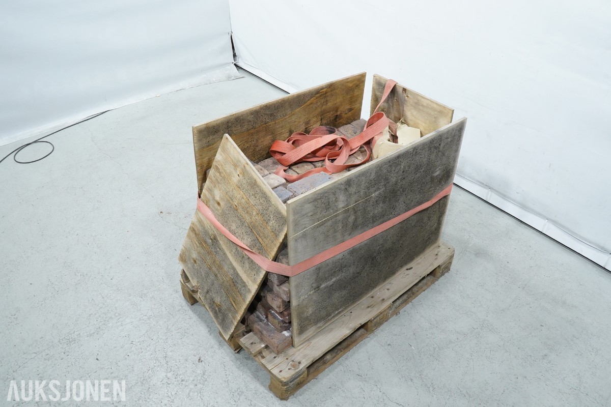 Større parti murstein/ fasadestein Wienerberger Terca Blauwrood Genuanceerd EF