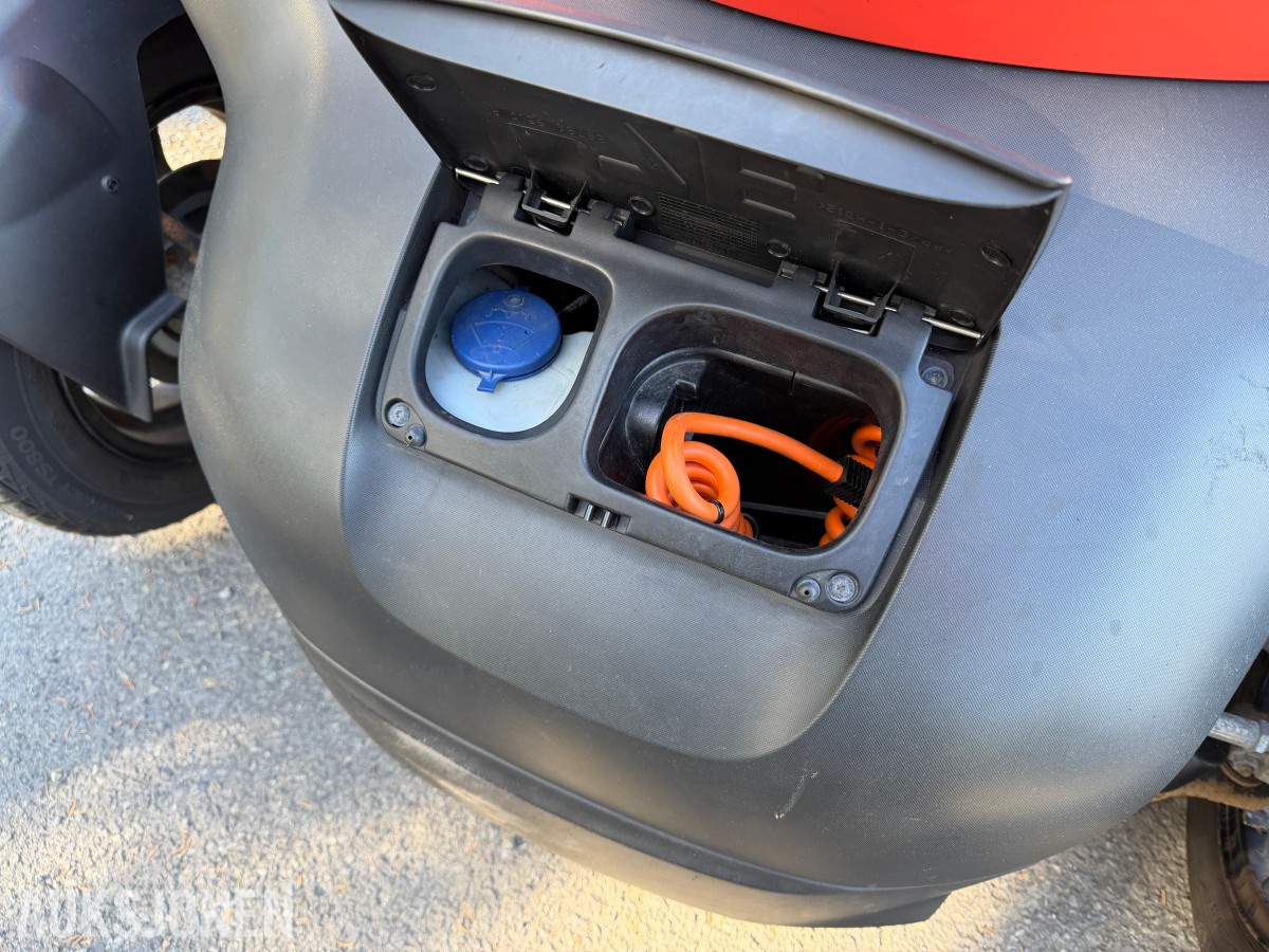2017 Renault Twizy 80 - elektrisk 2-seter, 80 km/t