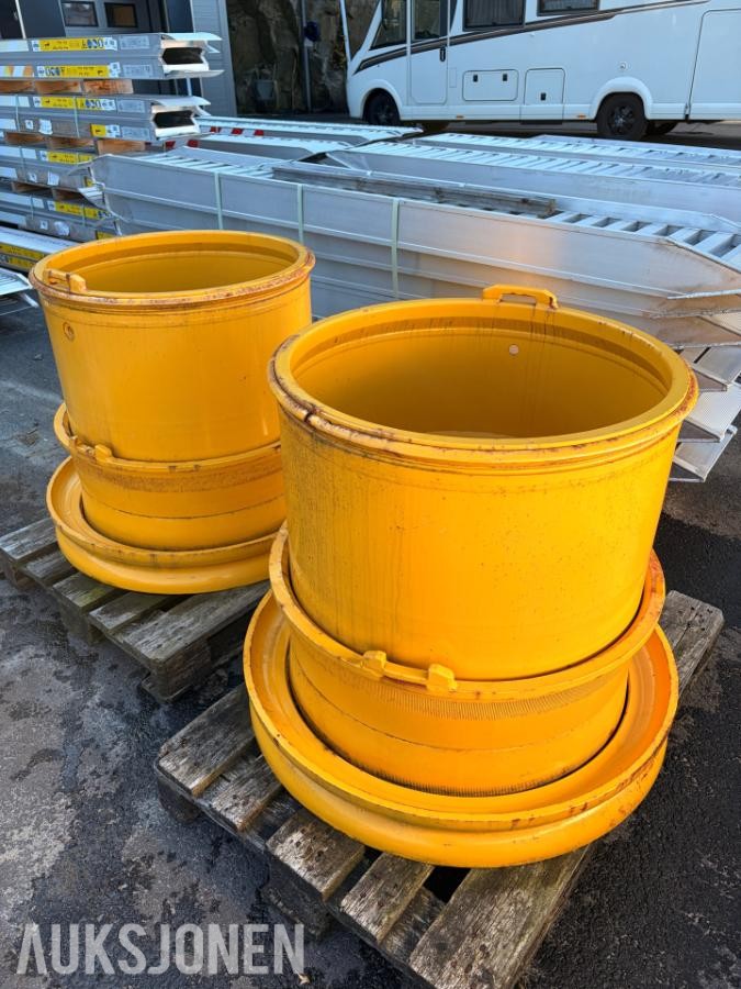 2stk Felg Volvo A60H 33/25R29