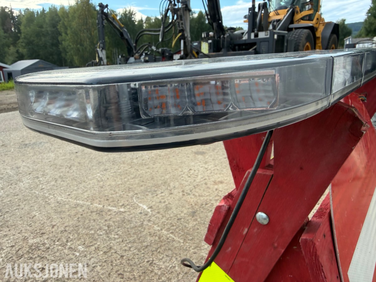 Scyline Air C3-56. Varselysbjelke på 1,43 m. Ubrukt