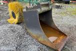 Grøfteskuffe med hydraulisk kost - S50