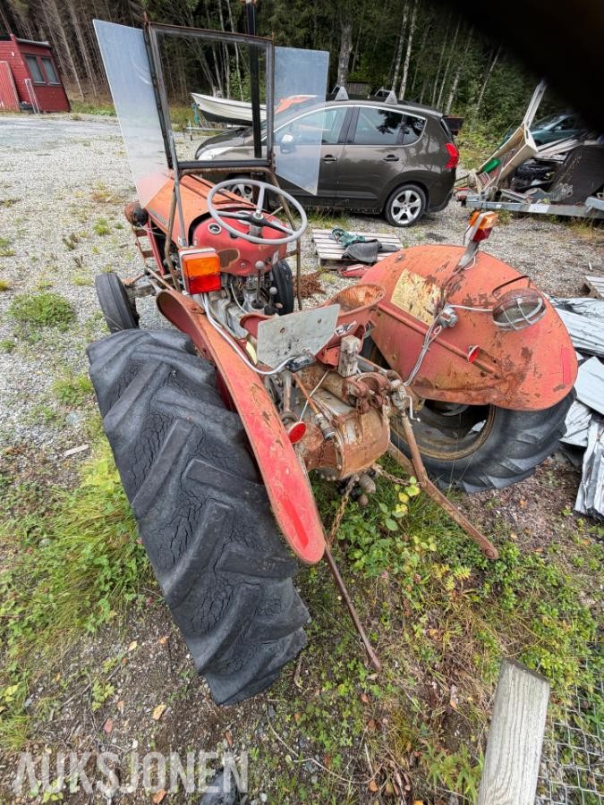 Massey Ferguson 35 Bensin - mva fri traktor