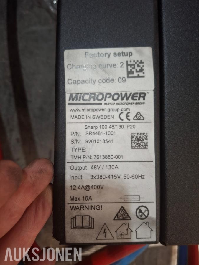 Sharp Truck lader -  48v 130a 400v