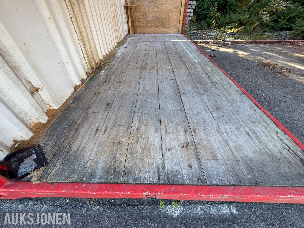 20 FOTS TOM SAGCONTAINER – ÅPEN LANGVEGG – ELEKTRISK OPPLEGG