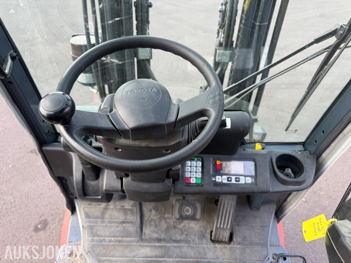 2011 Toyota 8FBET15 motvektstruck 1500KG LAVT TIMETALL