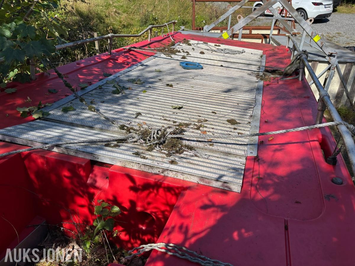1stk Nordic Seahunter flerbruksfartøy / arbeidsbåt – modulbasert konstruksjon 17.5fot / 530cm