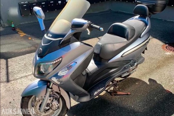2011 Scooter - SYM GTS 125 Evo