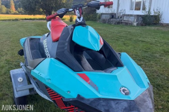 2017 SeaDoo Seadoo trixx 