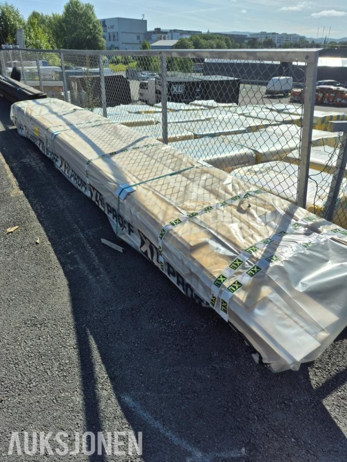2025 Gran 19x148 dobbelfals 60 grader, liggende, grunnet hvit