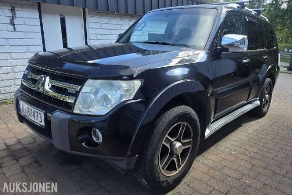 2008 Mitsubishi Pajero 3.2 Diesel 4WD, Reparasjonsobjekt, Automat, Hengerfeste, Ryggekamera, Skinninteriør