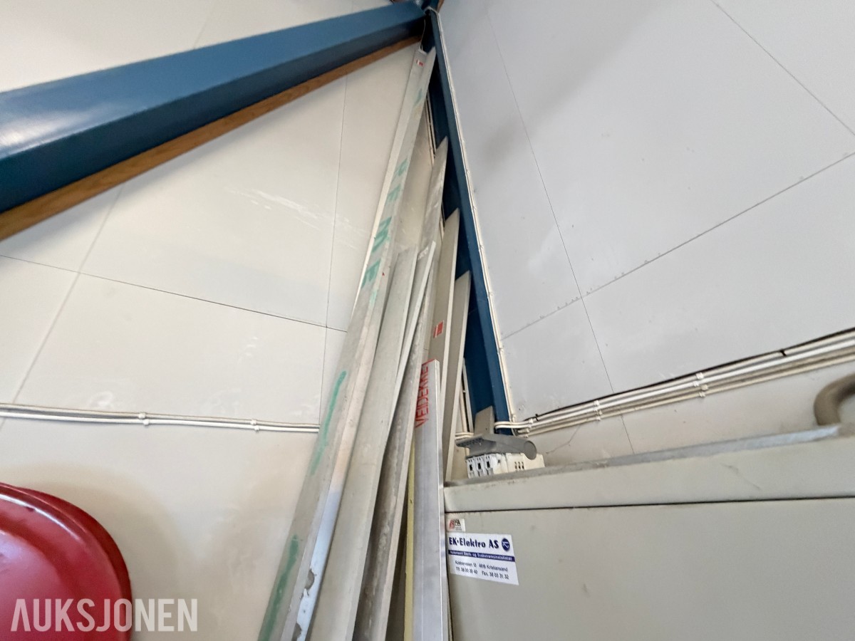 9 STK RETTHOLT I ALUMINIUM - OPPTIL 5 METERS LENGDE