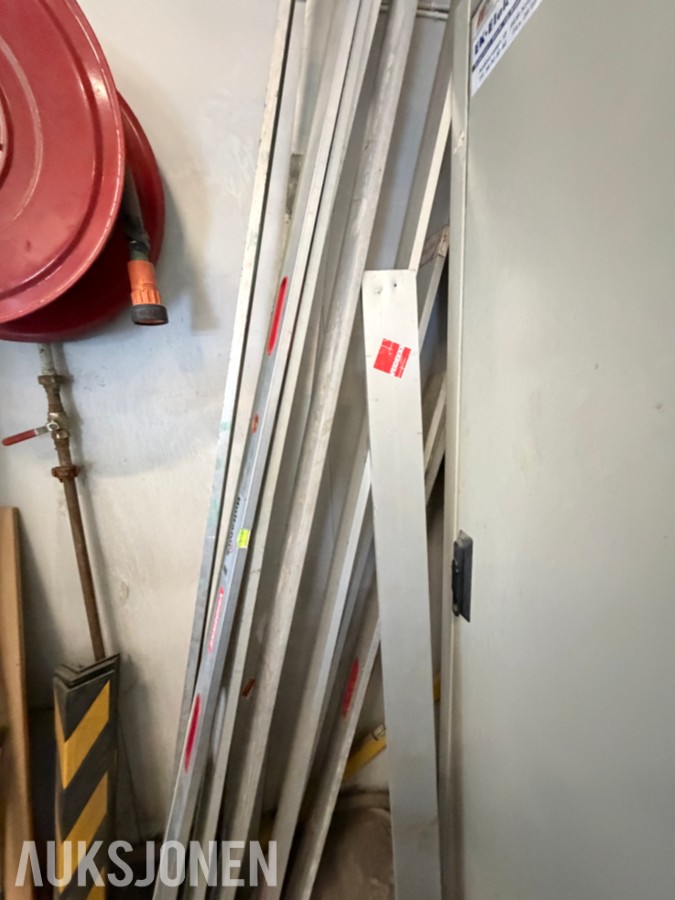 9 STK RETTHOLT I ALUMINIUM - OPPTIL 5 METERS LENGDE