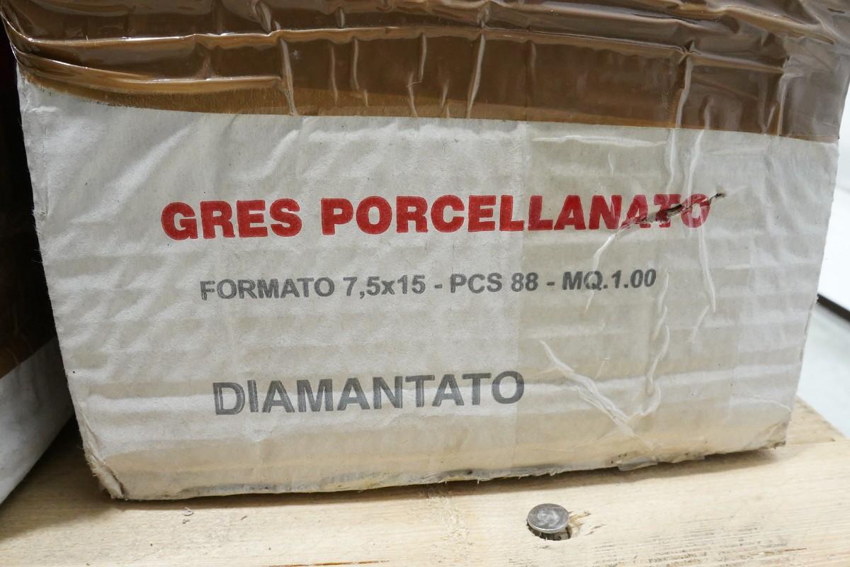 Større parti fliser fra CE.SI., Ergon, Italgraniti og Keradom