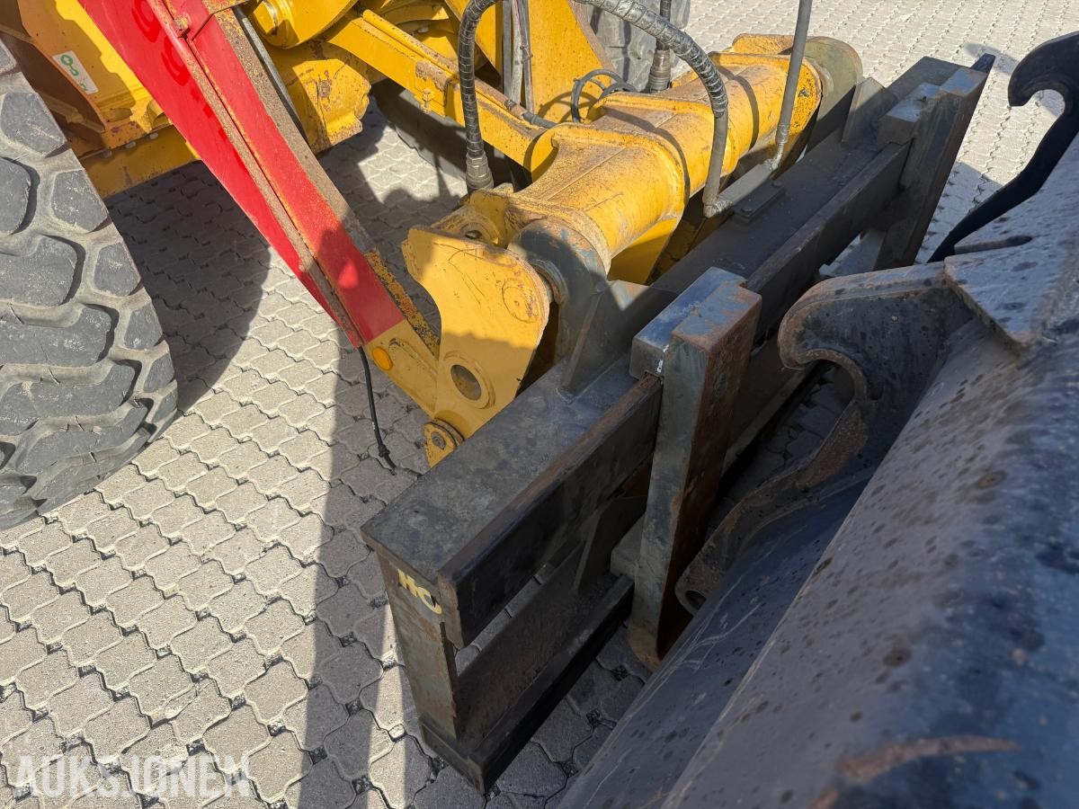 2014 Cat 938K HJULLASTER SERVICEAVTALE VELHOLDT SKUFF HUDRAULISK PALLEGAFFEL SENTRALSMØRING
